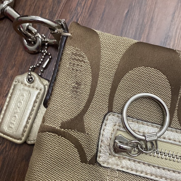 Coach cross body - Picture 3 of 7